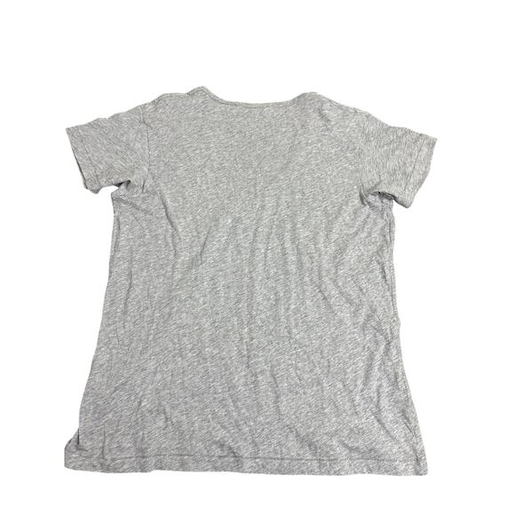 Vince Gray V-Neck T-Shirt Women’s Size L Short Sleeve Lightweight Basic Tee - Picture 6 of 6